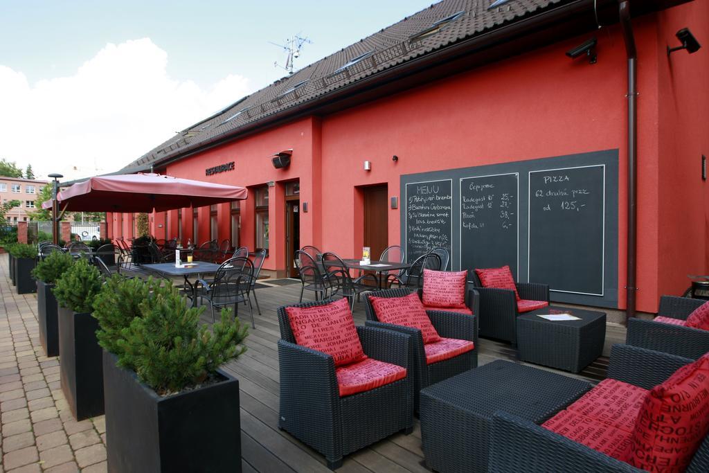Penzion Prestige Tennis Park Frýdek-Místek Kültér fotó