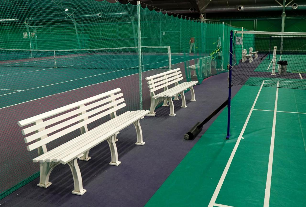 Penzion Prestige Tennis Park Frýdek-Místek Kültér fotó